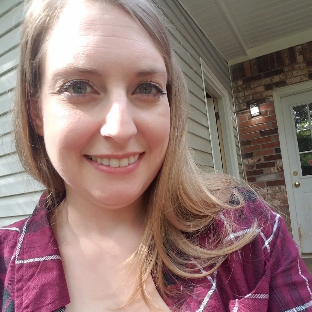 Meet your Posher, Lacy